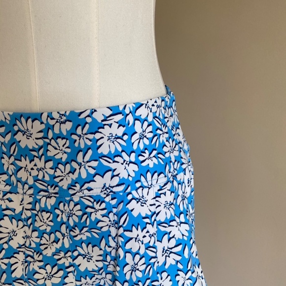 Lilly Pulitzer Annora Luxletic UPF50+ Lunar Blue Palm Beach Petals Print Size S - Picture 4 of 11